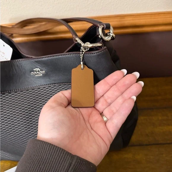 ✨NWT - Coach Legacy Jacquard Lexy Shoulder Bag✨ - Picture 7 of 14